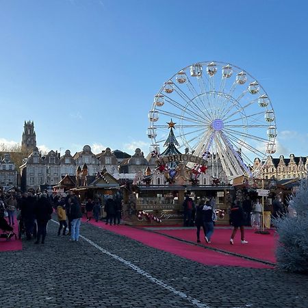 Les Coquelicots Grand Place Arras Buitenkant foto