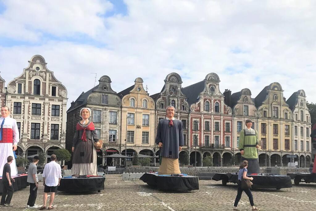 Les Coquelicots Grand Place Arras Buitenkant foto